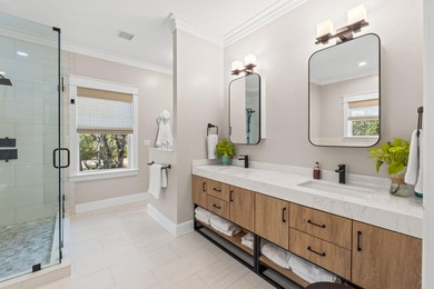 This 4bd PLUS carriage house is tucked away on a secluded - photo 27
