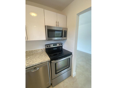Major Price Reduction for a quick sale! TURN-KEY TOWNHOME - photo 8