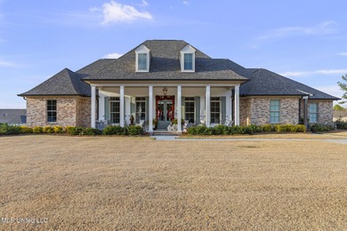 Ross Barnett Reservoir Home Sale Pending in Brandon Mississippi