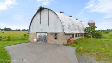 Properties like this do not hit the market often. Escape to your - photo 15
