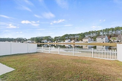 Stunning, move-in-ready 3-bedroom, 2.5-bath home in sought-after - photo 28