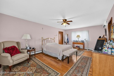 Properties like this do not hit the market often. Escape to your - photo 44