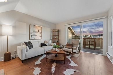 View, view, and more views! Welcome to 194 Lakeshore Ct, a - photo 4