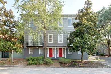 Awesome Condo at Forsyth Park with STVR license. Buyer is - photo 1