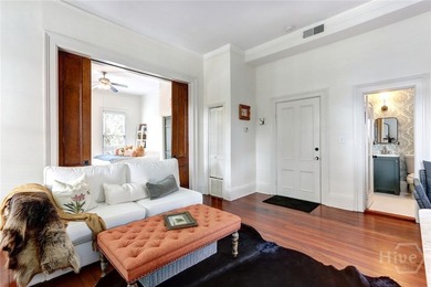 Awesome Condo at Forsyth Park with STVR license. Buyer is - photo 10