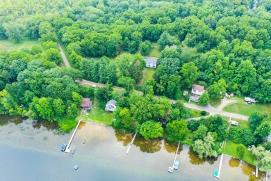 Eagle Lake - Van Buren County Home For Sale in Bloomingdale Michigan