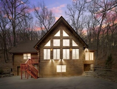 Lake Home For Sale in Bushkill, Pennsylvania