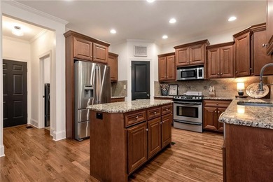 Experience the perfect blend of privacy, space, and Lake Lanier - photo 17