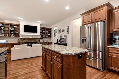 Experience the perfect blend of privacy, space, and Lake Lanier - photo 18