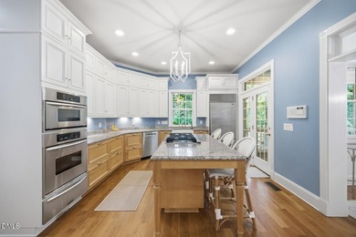 Welcome to one of the most impressive golf course homes in The - photo 25