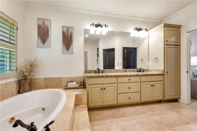Experience the perfect blend of privacy, space, and Lake Lanier - photo 29