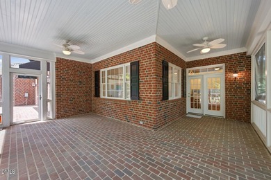Welcome to one of the most impressive golf course homes in The - photo 30