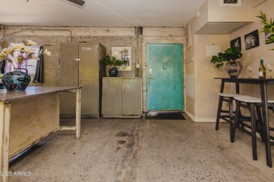 Welcome to the ONLY STUDIO in Windsor Place! This condo building