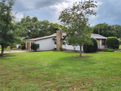 (private lake, pond, creek) Home For Sale in Lake Hamilton Florida