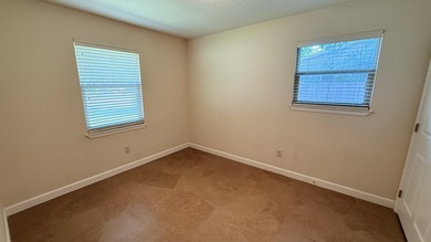 MOVE-IN-READY! 3BR/1.5BA Brick/Hardie Board home conveniently - photo 19