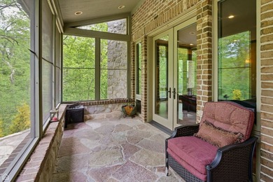 Welcome to an EXTRAORDINARY CUSTOM-BUILT ESTATE tucked away on - photo 21