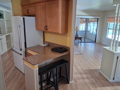 WATERFRONT - 2 Bedroom / 2 Bath home located in the pet-friendly - photo 21