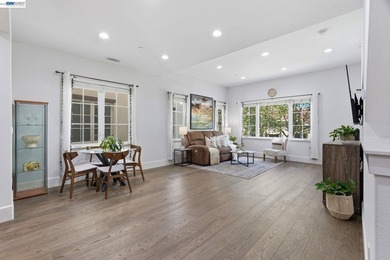 Newer Home!! Highly sought-after contemporary single family home - photo 3