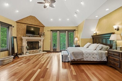 Welcome to an EXTRAORDINARY CUSTOM-BUILT ESTATE tucked away on - photo 24