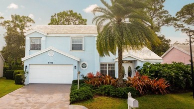 A Wonderful model home in the quaint neighborhood of North - photo 2