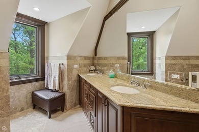 Welcome to an EXTRAORDINARY CUSTOM-BUILT ESTATE tucked away on - photo 34