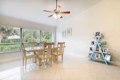 A Wonderful model home in the quaint neighborhood of North - photo 7