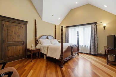 Welcome to an EXTRAORDINARY CUSTOM-BUILT ESTATE tucked away on - photo 39