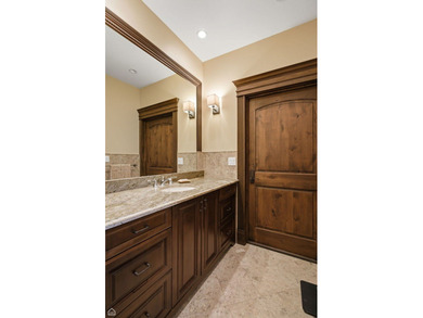 Welcome to an EXTRAORDINARY CUSTOM-BUILT ESTATE tucked away on - photo 40