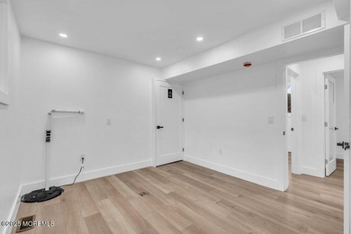 Beautifully renovated corner office building with outstanding - photo 7