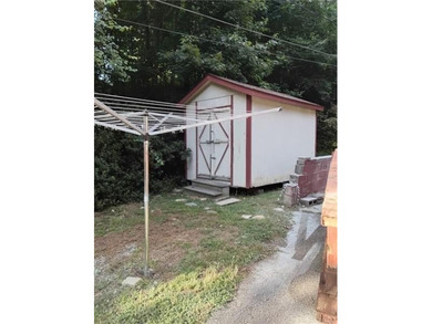 Don't miss this opportunity!! More than 1-acre lot. Fresh paint - photo 3