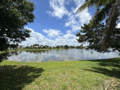 Rare opportunity to own a single-family home with a beautiful - photo 3