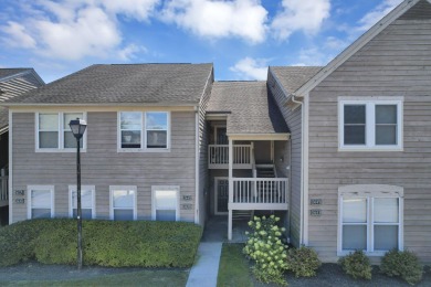 Lake Condo For Sale in Hilliard, Ohio