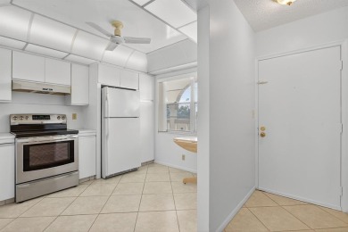 Lake Condo For Sale in Coconut Creek, Florida