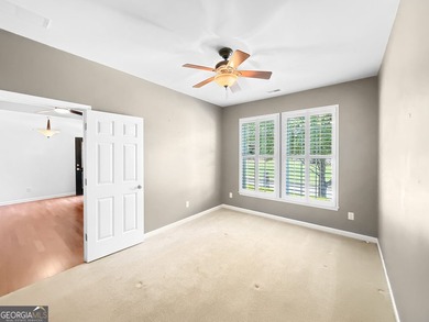 6 Greenview Drive | Beautiful Ranch Style Home on Golf Course in - photo 16