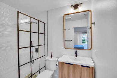 Live the extraordinary beach life. One-of-a-kind chic modern - photo 17