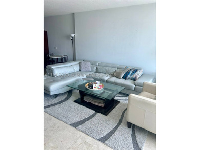 CORNER unit, large 1,212 sq ft, 2 beds / 2.5 baths, tastefully - photo 19