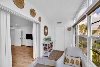 Live the extraordinary beach life. One-of-a-kind chic modern - photo 19