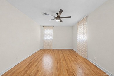 Welcome to Historic Addisleigh Park. This beautifully renovated - photo 23