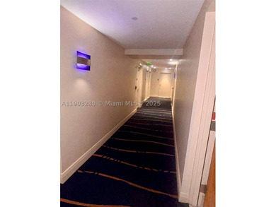 CORNER unit, large 1,212 sq ft, 2 beds / 2.5 baths, tastefully - photo 27