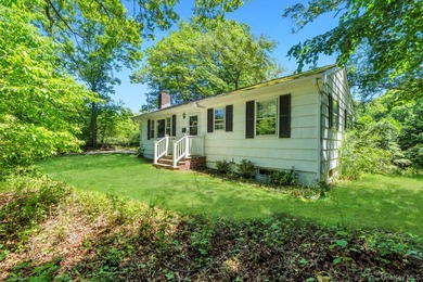 Welcome to your private Hamptons retreat. This beautifully - photo 28