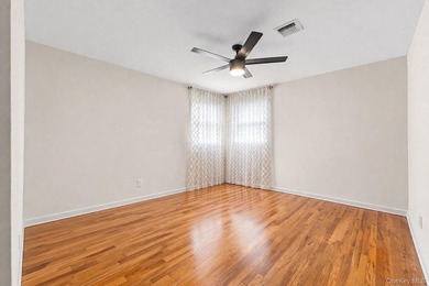 Welcome to Historic Addisleigh Park. This beautifully renovated - photo 29