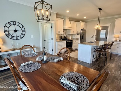 Stunning One-Level Home on 1+ Acre with Saltwater Pool & Lake - photo 31