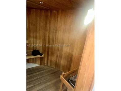 CORNER unit, large 1,212 sq ft, 2 beds / 2.5 baths, tastefully - photo 34