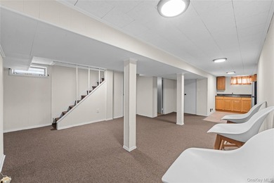Welcome to Historic Addisleigh Park. This beautifully renovated - photo 34
