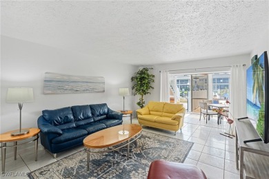 Cape Coral Lakes Area Condo For Sale in Cape Coral Florida