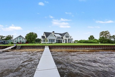 Spectacular custom-built waterfront home completed in 2023 - photo 5