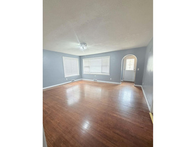 Charming, move~in ready home in a great location just a few - photo 4