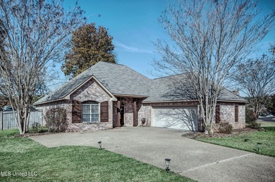 Ross Barnett Reservoir Home Sale Pending in Brandon Mississippi