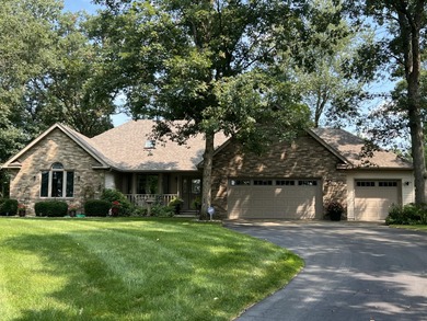 (private lake, pond, creek) Home For Sale in Demotte Indiana