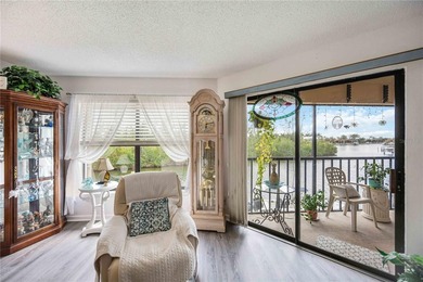 This 2-bed, 2-bath second-floor condo delivers SPECTACULAR - photo 11